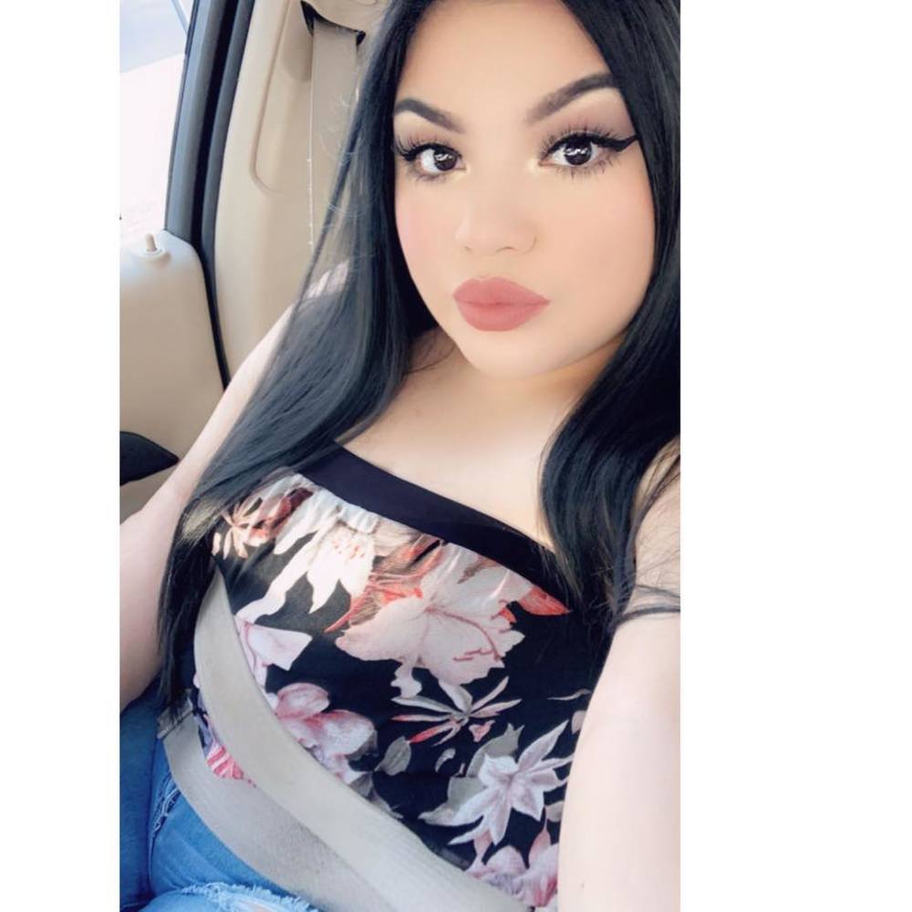 Meet your Posher, Kayla